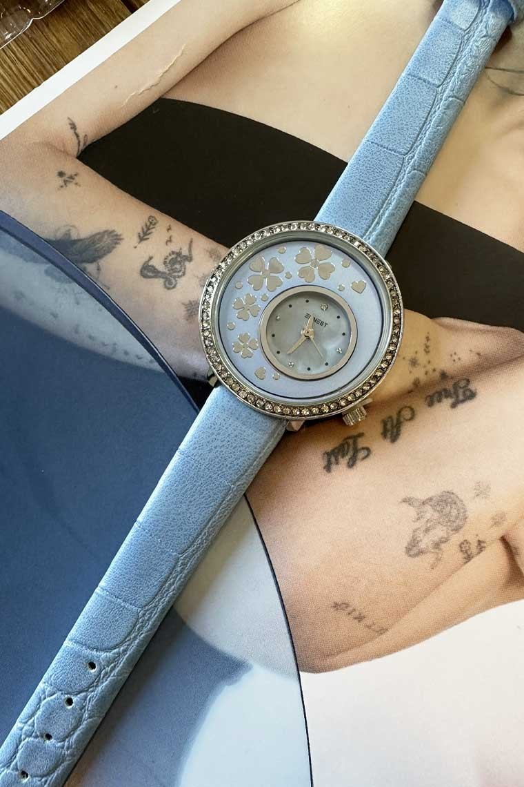 Ernest horloge "Silver Flowers" lichtblauw