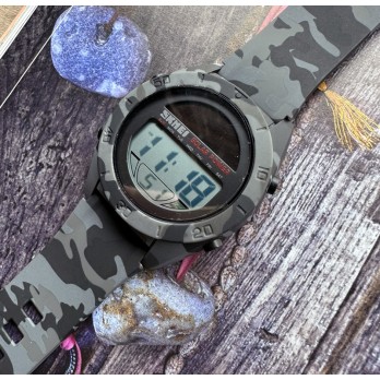 SKMEI Sports Casual Solar Power Quartz horloge, grijs camouflage
